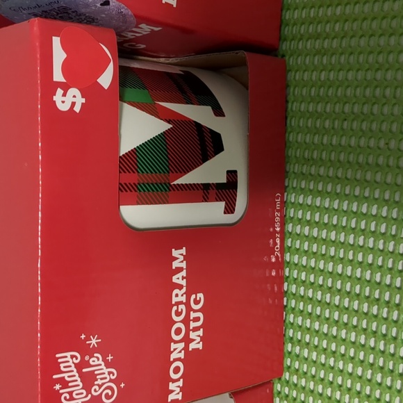 Holiday Monogram Cup *J only* New - Picture 3 of 6